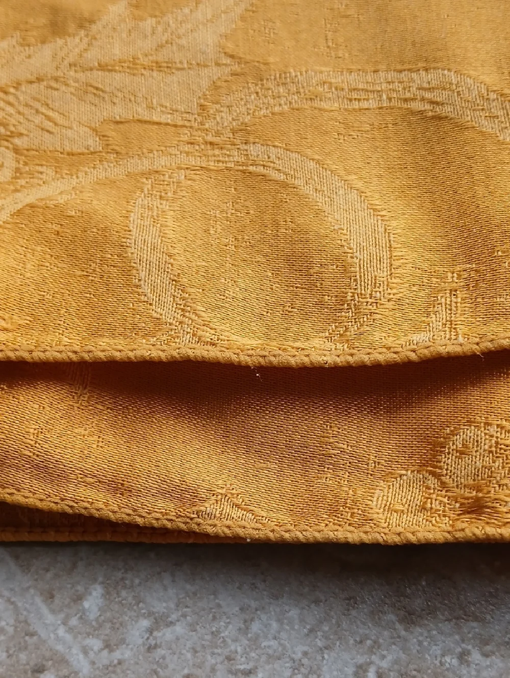 Golden Yellow 94 X 56 Decorative Jaquard Poinsettia Holiday Christmas Tablecloth